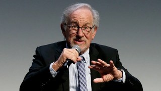 Steven Spielberg Celebrates 50th Anniversary of His First Theatrical Release, ‘The Sugarland Express’ — Which Closed After 2 Weeks