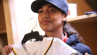 ‘Pitch’ Review: Kylie Bunbury on Deck for Stardom in Baseball Drama