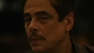 ‘Reptile’ Review: Not Even Benicio del Toro Can Save Showy, Tiresome Thriller