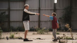 ‘Scrapper’ Review: Dad and Daughter Bond in Lovely British Drama